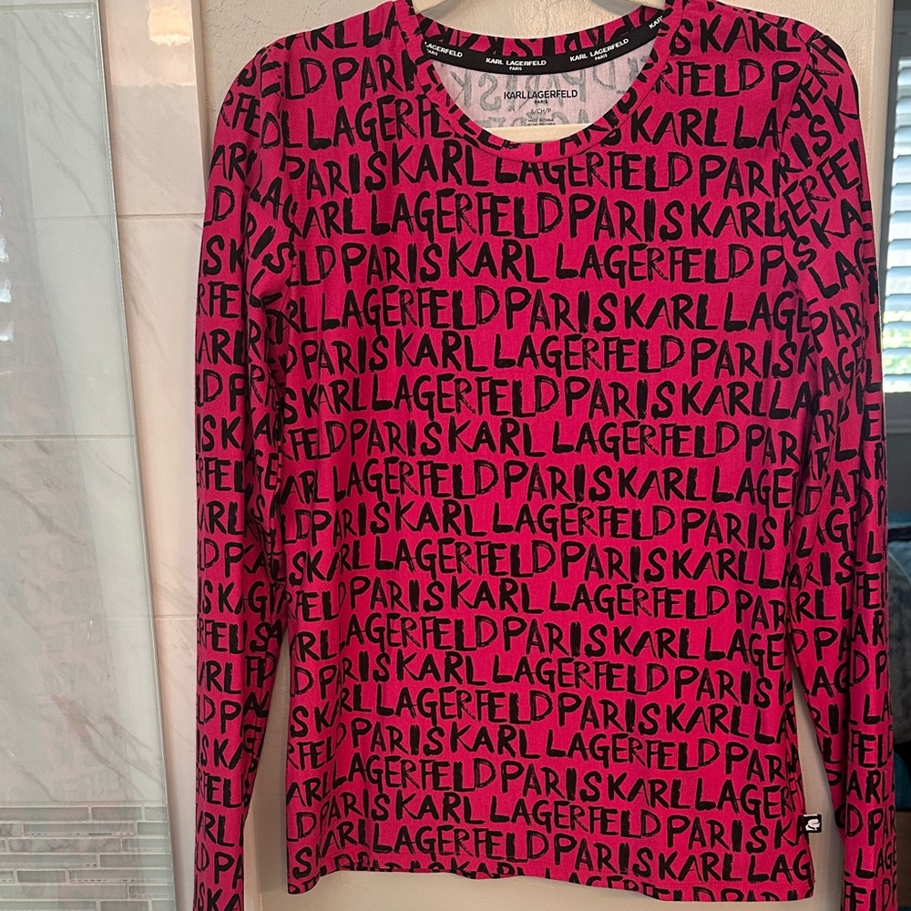 Karl Lagerfeld Women's Black and Pink Graphic Long Sleeve Top
